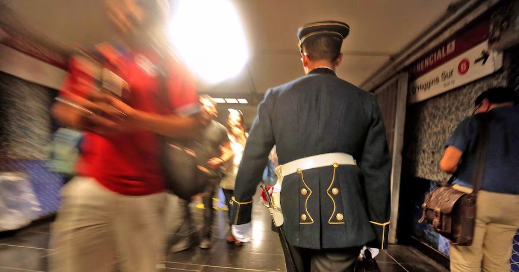 Acciones del Ejército ante Transgresiones en la Presentación Personal - Ejército chileno refuerza su imagen institucional con nuevas medidas