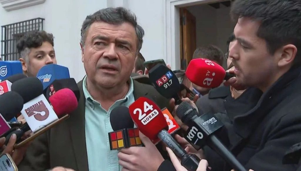 Acercamiento del Comando de Jara con Esteban Valenzuela - Esteban Valenzuela y Jeannette Jara: Impactos y Conversaciones Políticas