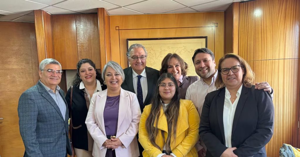 Apoyo de la Democracia Cristiana Uruguaya a la Democracia Cristiana Chilena - Respaldo Uruguayo a la Democracia Cristiana de Chile en Tiempos de Tensión