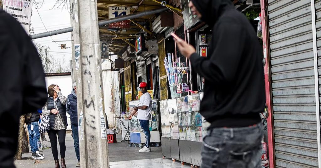 Banda de Narcotráfico en la Esquina de San Francisco con Placer - El oscuro entramado del Persa Franklin en 2025: ¿Qué se esconde?