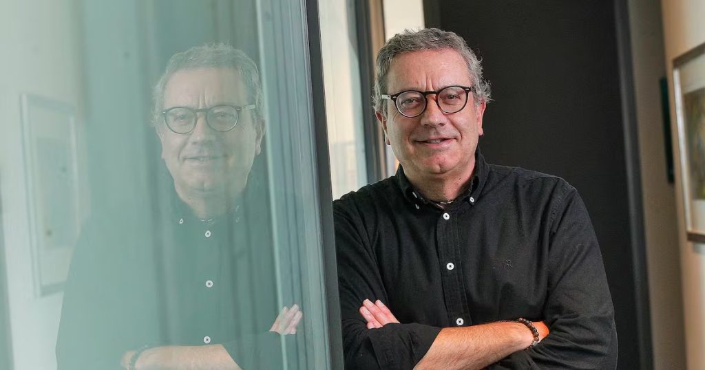 Bernardo Fontaine Apoya a José Antonio Kast en Su Campaña Presidencial. - Fontaine y Kast: ¿Una Alianza Liberal-Conservadora para el Futuro de Chile?
