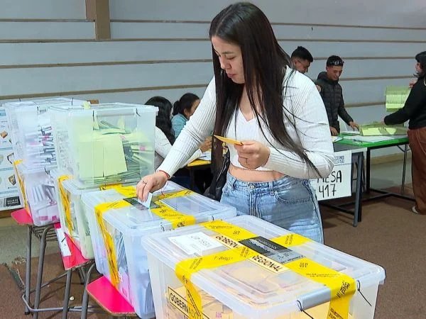Candidatos a la Presidencia Finalizan Gira por la Región de Antofagasta - Candidatos presidenciales finalizan gira en Antofagasta
