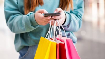 Cierre de la Liquidadora de Calzados en Santiago - Cierre de emblemática tienda de calzado en Santiago conmueve a clientes.