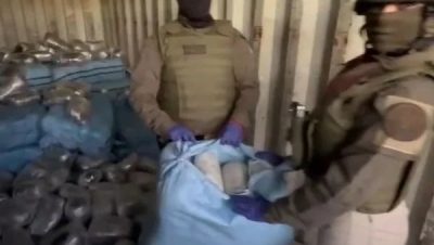 Decomisos de Marihuana y Cigarrillos en Antofagasta - Antofagasta: Carabineros decomisan drogas y cigarrillos ilegales.