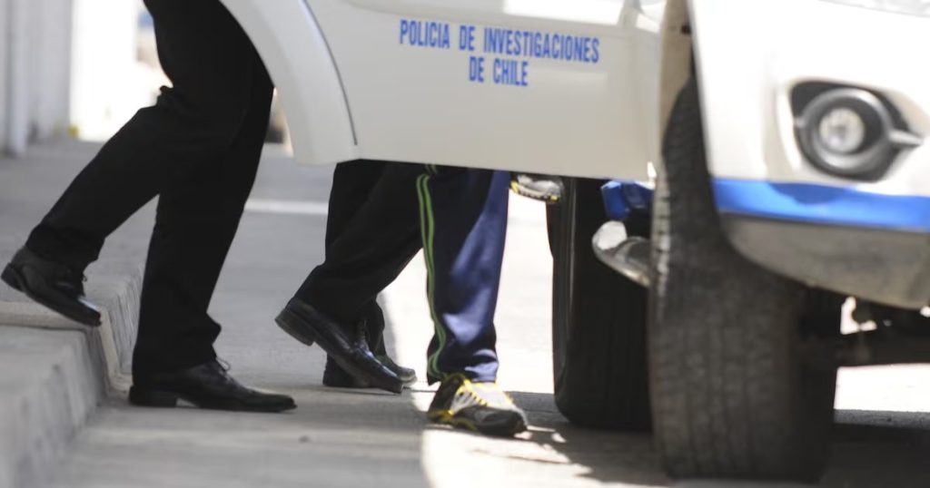 Detención de Cuatro Sujetos por el Robo de un Vehículo en la Florida - Cuatro detenidos tras choque en intento de robo en La Florida