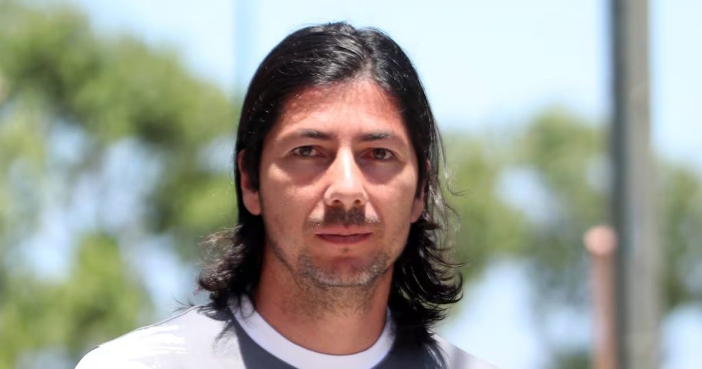 Detención de Sujetos por el Robo de un Vehículo al Exfutbolista Jaime Valdés - Detenidos por robo a Jaime Valdés en operativo policial