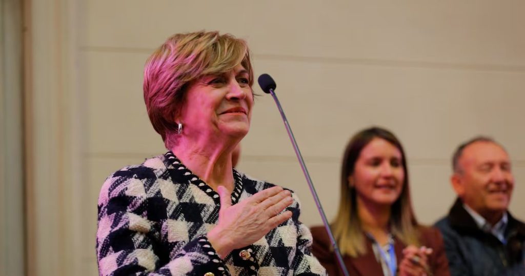 Fortalecimiento de la Presencia de Evelyn Matthei en las Redes Sociales - Estrategia digital revitaliza la campaña de Evelyn Matthei