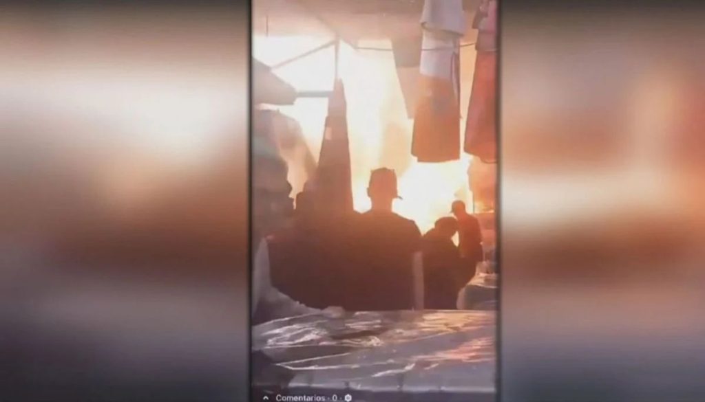 Incendio en los Locales Comerciales de Asocapec en Arica - Incendio en Arica: Asocapec en llamas y comunidad en alerta
