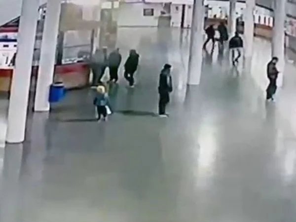 Investigación sobre el Robo a una Agencia de Pasajes en el Terminal de Buses - Robo millonario sacude terminal de buses en Antofagasta.