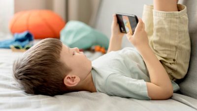 Ley que Prohíbe el Uso de Redes Sociales para Menores de 16 Años en Australia - Nueva ley australiana restringe el uso de redes sociales a menores de 16 años