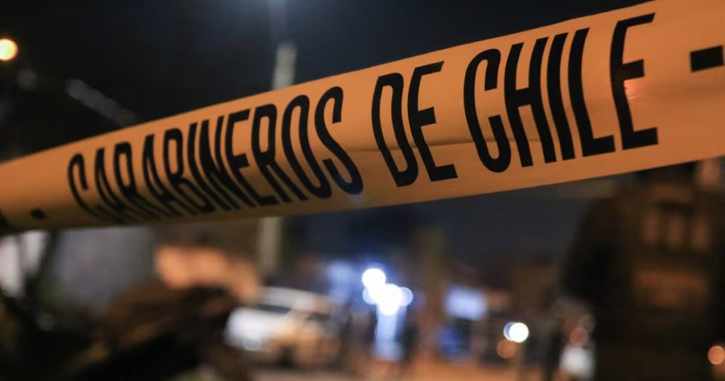 Incidente Violento en una Fiesta de Puchuncaví con un Funcionario de la PDI - Incidente en Puchuncaví: Detective utiliza su arma para controlar riña.