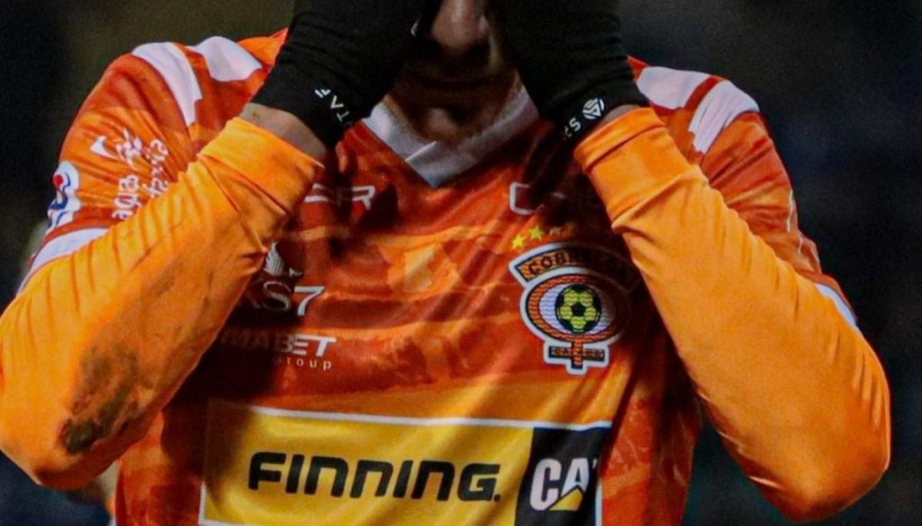 Liberación de Exjugadores de Cobreloa Acusados de Violación Grupal - Exjugadores de Cobreloa cumplen arresto domiciliario por caso de violación