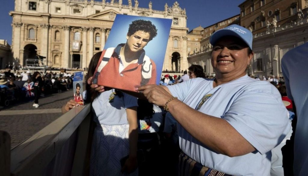 Los Milagros de la Canonización de Carlo Acutis según el Vaticano - Carlo Acutis: El Santo de Internet que Inspira a Nuevas Generaciones