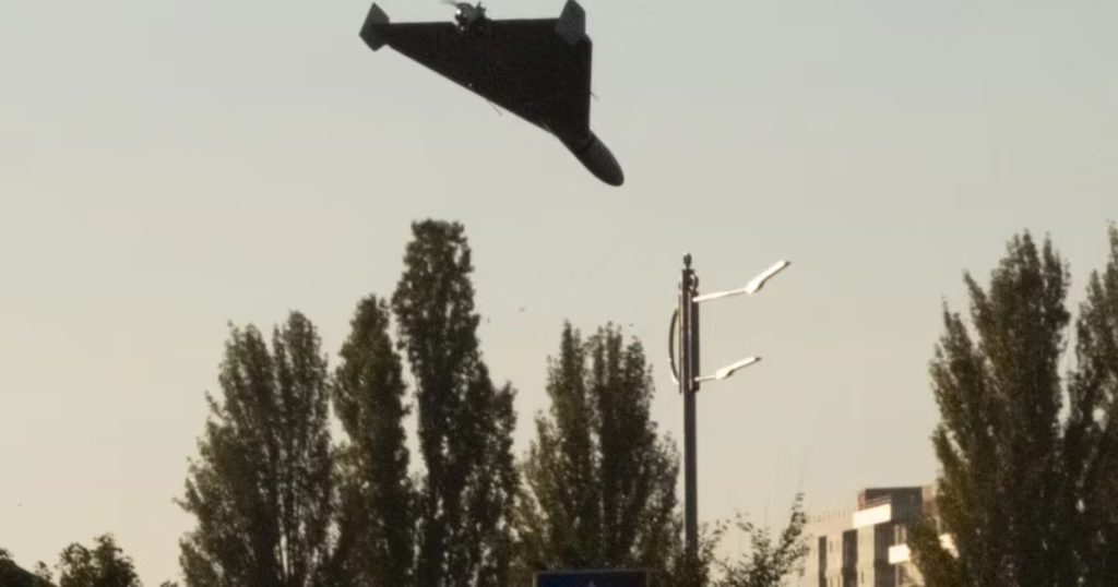 Mejoras en la Tecnología de Drones de Rusia para la Invasión de Ucrania - Rusia refuerza su arsenal de drones en el conflicto con Ucrania.