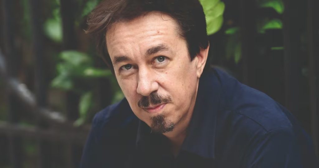 Pedro Mairal Habla sobre Su Nueva Novela en Uruguay - Pedro Mairal y el desencanto juvenil en su nueva novela