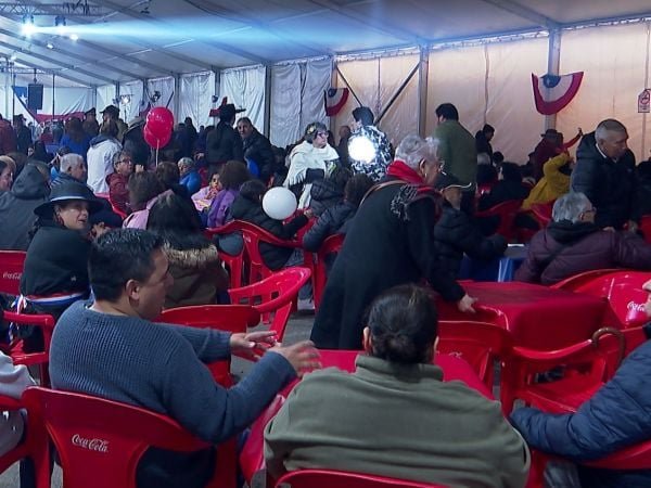 Primera Jornada de Fondas en Concepción durante las Celebraciones Patrias - Concepción Celebra con Fondas y Seguridad en Fiestas Patrias