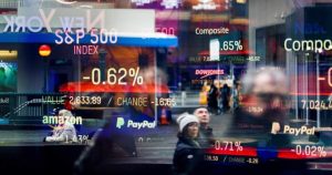 Aumento de la Confianza de Altos Ejecutivos en Grandes Empresas - Confianza de Ejecutivos Aumenta en Medio de Incertidumbre Global