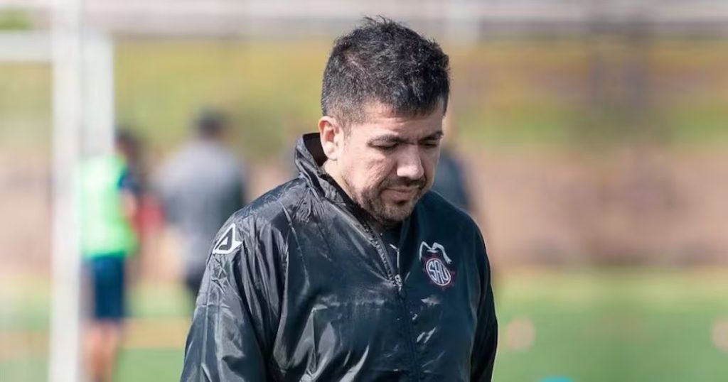 Declaraciones de Guillermo Lee sobre Esteban Paredes en San Antonio Unido - San Antonio Unido: Crisis Financiera y Futuro Incierto del Club