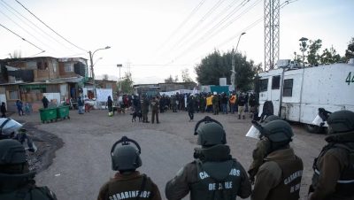 Desalojo de la Toma Dignidad en la Florida - Desalojo en La Florida: Tensión y Diálogo en la Toma Dignidad