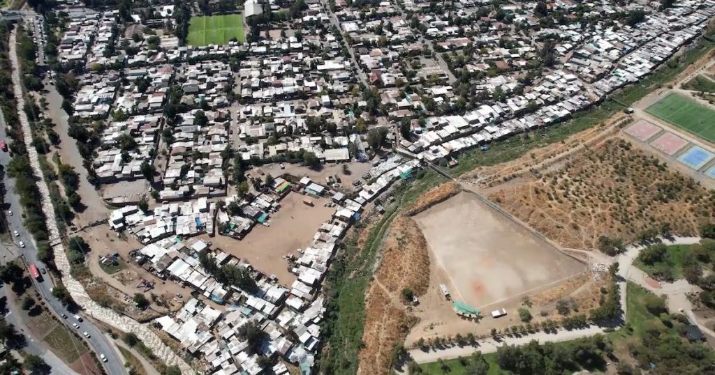 Desalojo de la Toma Dignidad en la Florida - Desalojo de Campamento Dignidad: Un Paso Crucial en La Florida