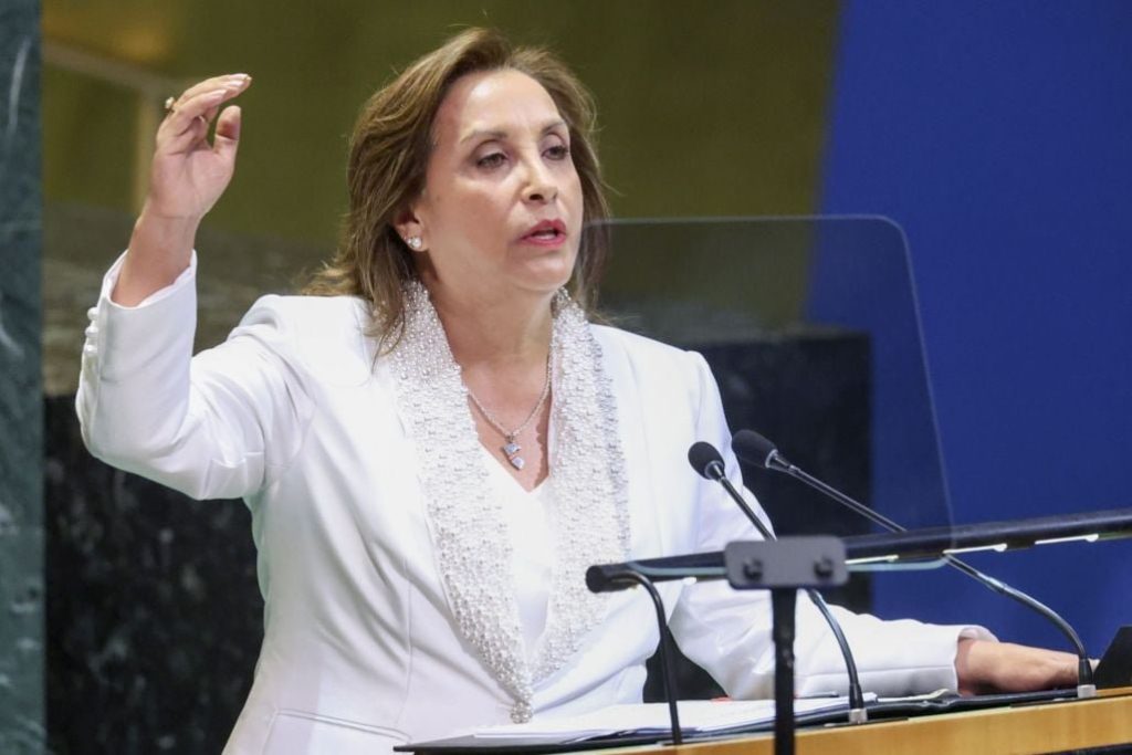 Desmentido de la Renuncia de la Presidenta Dina Boluarte en Perú - Presidencia de Perú desmiente rumores sobre Boluarte