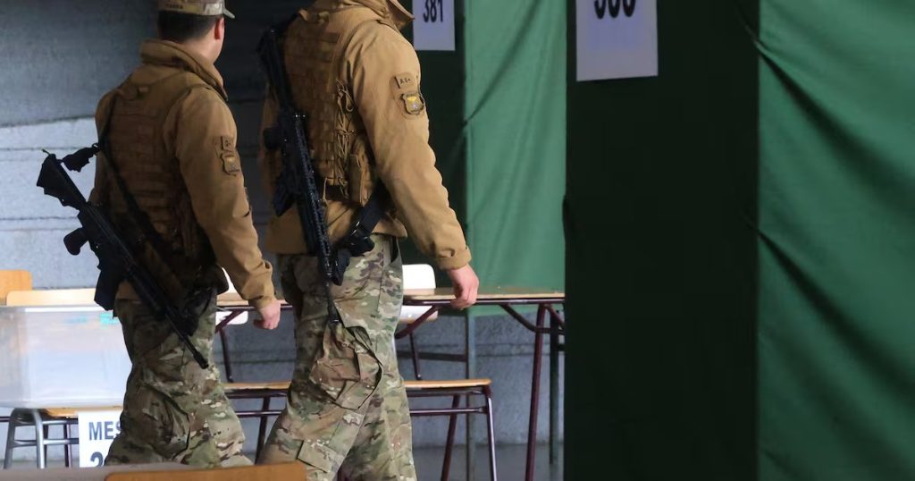 Error del Mineduc en la Fecha de Entrega de los Colegios para las Elecciones - Error del Mineduc genera confusión sobre la entrega de colegios.