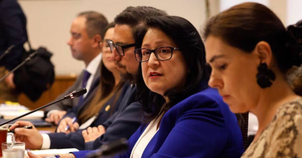 Falta de Recursos para la Contraloría en 2026 - Contraloría de Chile solicita aumento urgente de presupuesto