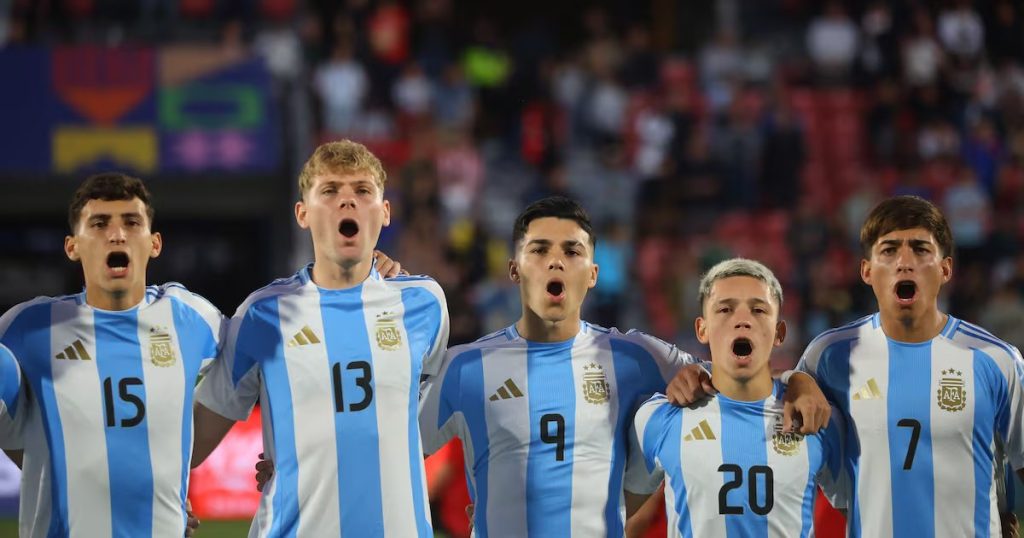 Gianluca Prestianni Se Lanza contra el Público Chileno en el Mundial Sub-20 - Argentina y Chile: Tensiones en el Mundial Sub-20 2023