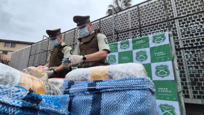 Incautación de Drogas por Parte de Carabineros en la Región de Antofagasta - Carabineros decomisa $4 mil millones en droga en Antofagasta