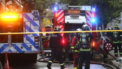 Incendio en la Tienda del Mall Costanera Center en Santiago - Incendio en Costanera Center provoca caos en el tránsito