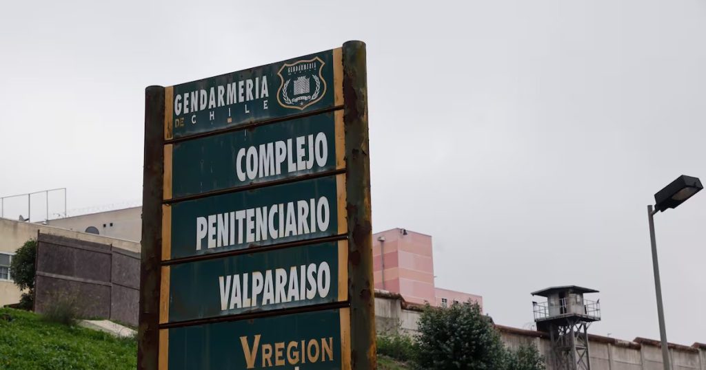 Investigación contra los Gendarmes por la Fuga de Reos en Valparaíso - Investigación Penal y Administrativa Agita a Gendarmería en Valparaíso