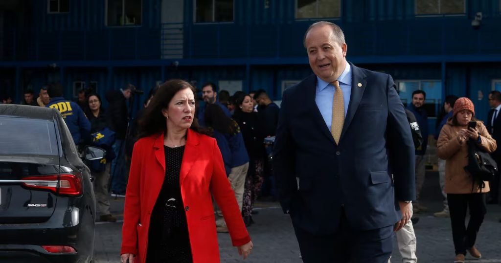 Investigación de la Fiscalía sobre el Conservador de Bienes Raíces de Puente Alto - Fiscalía investiga presunto tráfico de influencias en Chile