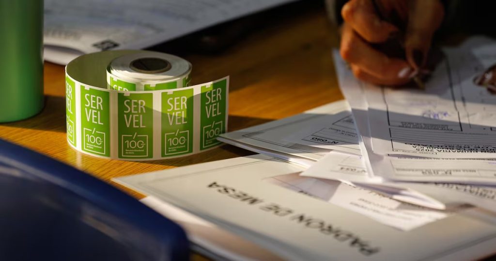 Número de Vocales de Mesa y Locales de Votación para las Elecciones en Chile - Organización Electoral 2025: Detalles Clave del Proceso Democrático
