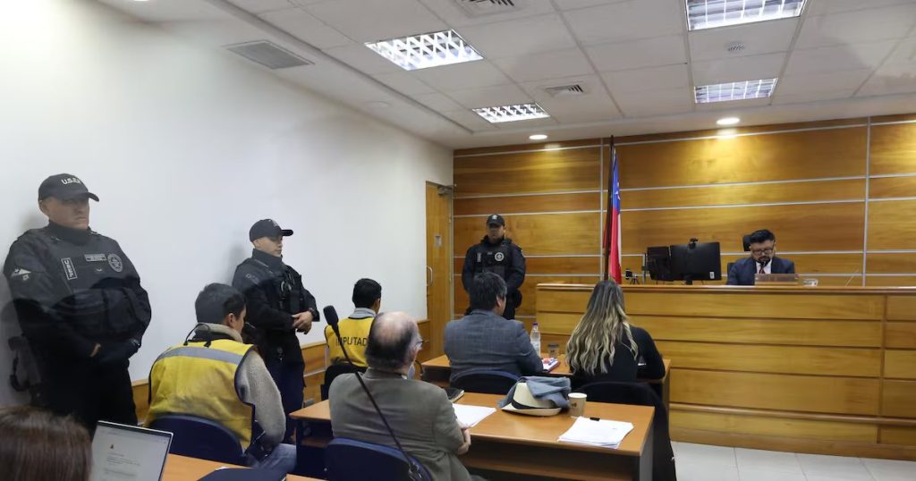 Prisión Preventiva del Exsuboficial de la FACH por Tráfico de Ketamina - Exsuboficial FACH seguirá en prisión por tráfico de ketamina