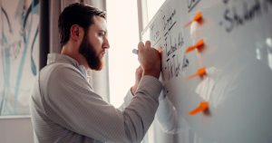 Promedio de Salarios de los Trabajadores de Pymes en Chile - El rol crucial de las pymes en el empleo chileno para 2025