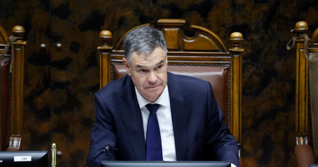 Regulación de los Supersueldos en el Congreso de Chile - Debate en Chile sobre la Regulación de Supersueldos en el Parlamento