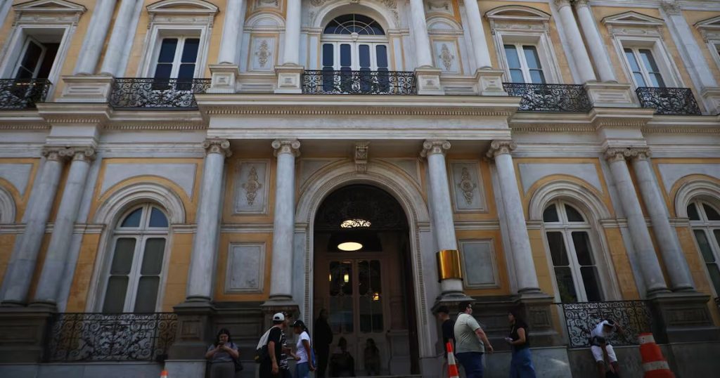 Respuesta del Consejo de Monumentos a la Contraloría sobre los Permisos - Consejo de Monumentos Responde con Fuerza a Críticas sobre Permisos