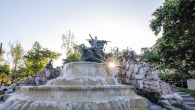 Restauración de la Fuente Alemana en el Parque Forestal de Santiago - Restauración de la Fuente Alemana: Un Legado Revitalizado en Santiago