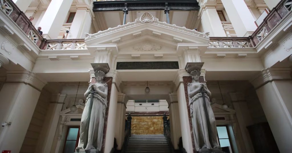 Aprobación del Primer Código de Ética Judicial en Chile - Código de Ética Judicial: Un Nuevo Horizonte para la Justicia en Chile