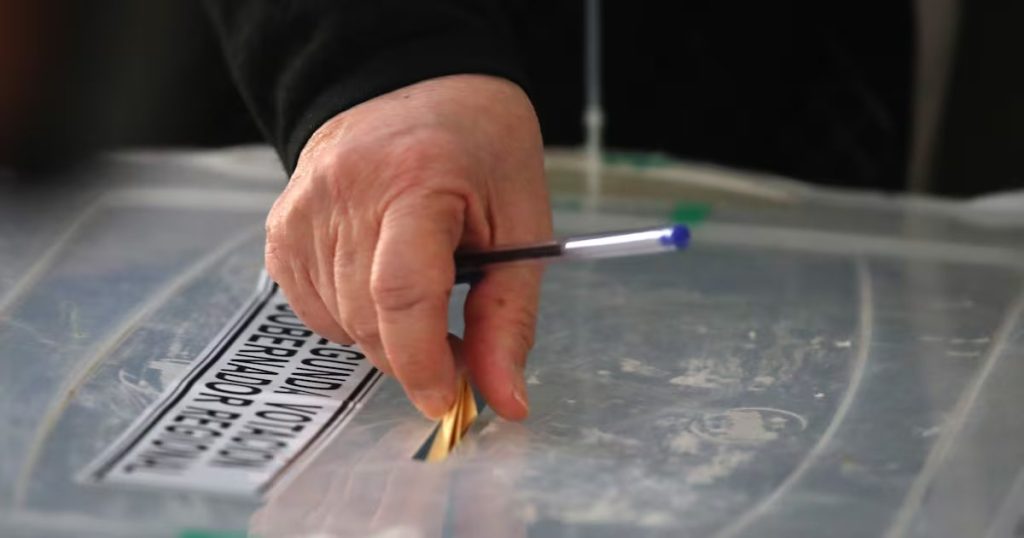 Caída del Sitio Web de la Comisaría Virtual para Justificar la Inasistencia a Votar - Caída de Comisaría Virtual afecta a votantes en Chile