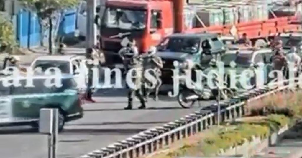 Captura de Cinco Sujetos tras un Asalto en Rancagua y San Miguel - Capturan a cinco sospechosos tras una cinematográfica persecución.