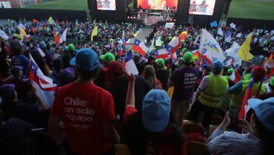 Cierre de la Campaña de Evelyn Matthei en el Estadio Santa Laura - Gabriel Boric y Donald Trump: Líderes que Definirán el 2025