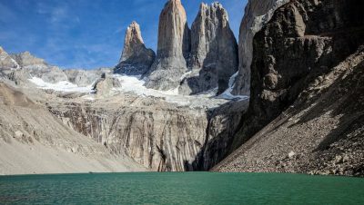 Cierre del Circuito Macizo Paine en Torres del Paine por Parte de la Fiscalía - Circuito Macizo Paine cerrado: tragedia continúa bajo investigación.