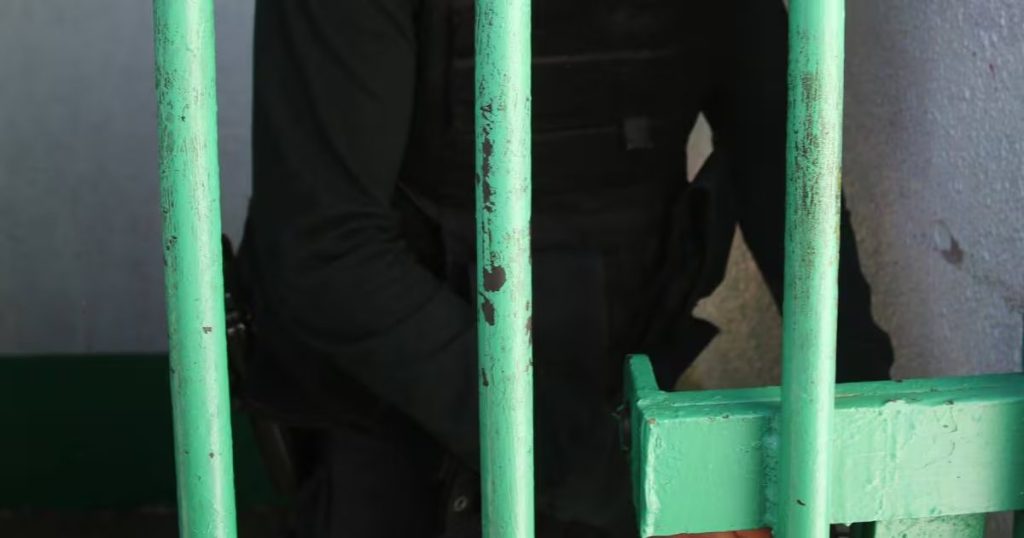 Condena de 10 Años a un Interno por Homicidio en el Penal de Cañete - Condenado a 10 años por brutal asesinato en cárcel de Cañete