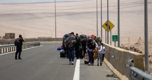 Cuestionamiento de Jara sobre la Cuenta Regresiva de Kast en Chile - Crisis Migratoria en la Frontera Chile-Perú: Desafío Complejo