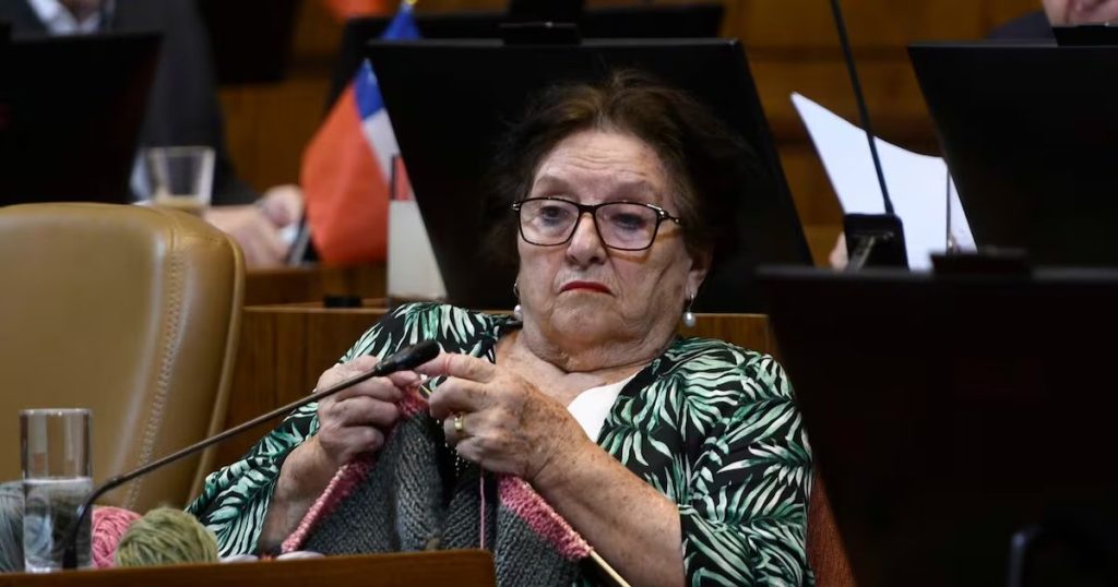 Denuncia contra la Diputada Cordero por Sus Declaraciones sobre la Concejala Desaparecida - Diputada Cordero enfrenta críticas por polémicas declaraciones.
