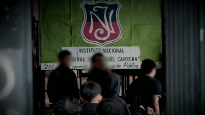 Hechos de Violencia en el Instituto Nacional de Santiago - Escuela en Crisis: La Violencia Genera Reacciones en Santiago