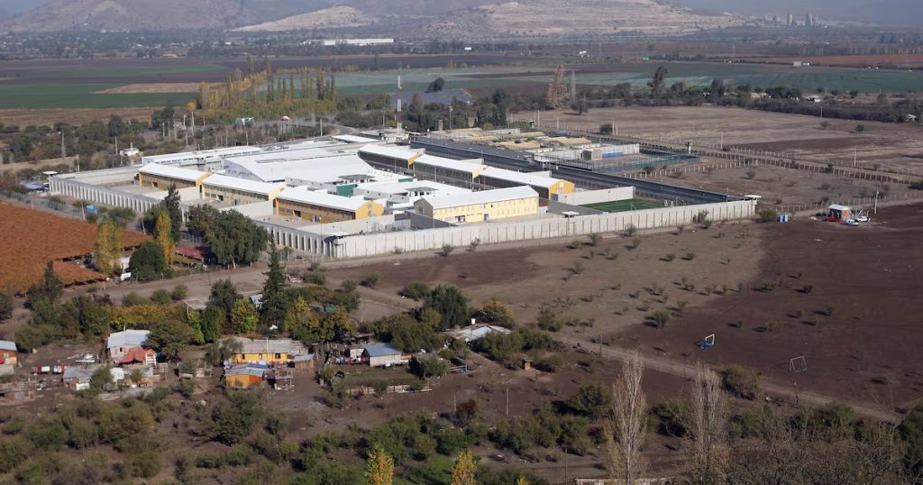 Irregularidades en el Sistema de Aguas Servidas en Punta Peuco - Crisis en Punta Peuco: Problemas Sanitarios y Comunales Emergentes