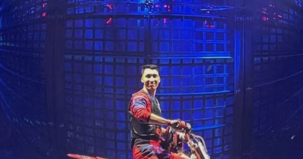 Muerte de un Acróbata Chileno en un Circo de Italia - Tragedia en circo italiano: acróbata chileno muere en accidente trágico