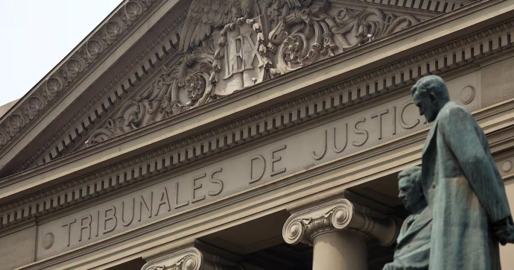 Orden de la Corte de Santiago sobre la Información de la Armada - Corte de Santiago reafirma la transparencia en datos de la Armada